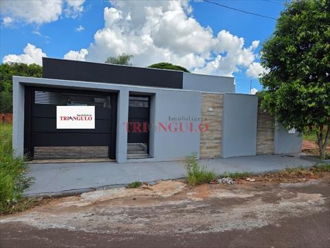 Casa para venda no Jardim Aeroporto II em Umuarama com 200,23m² por R$ 320.000,00