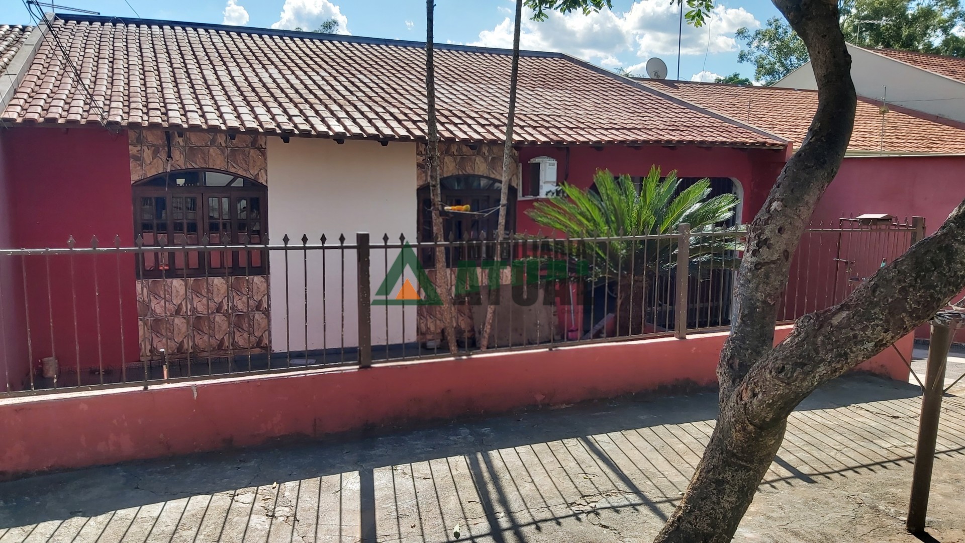 Casa - CONJUNTO CAFEZAL 1 - LONDRINA