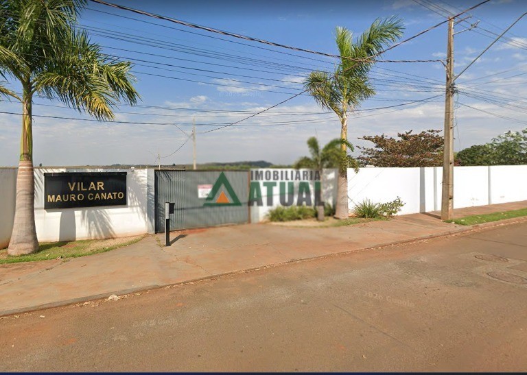 Terreno - PRIMEIRO DE MAIO