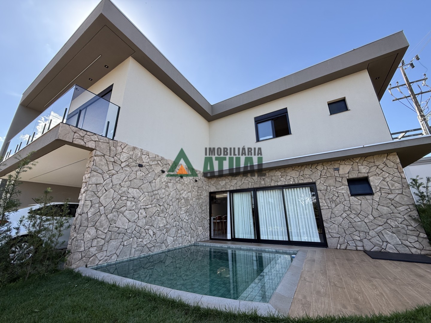 Casa em condomínio - LAGOA DOURADA - LONDRINA