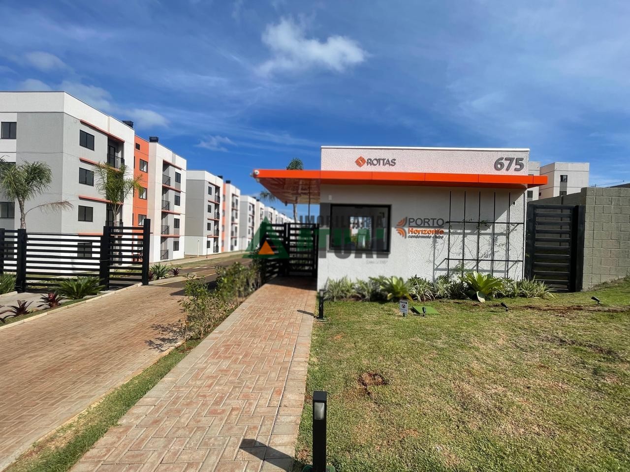 Apartamento - CONJUNTO HABITACIONAL JAMILE DEQUEC - LONDRINA