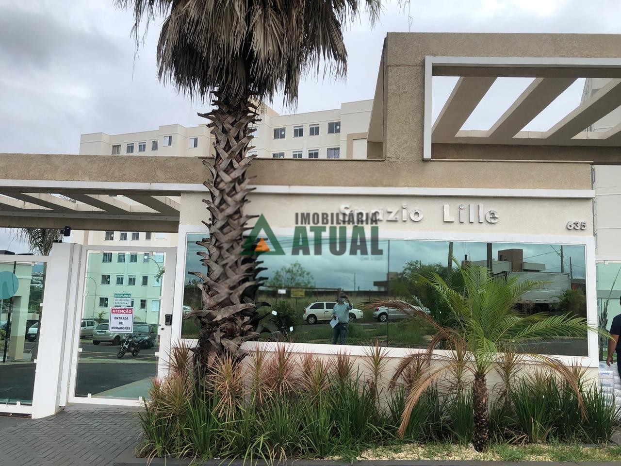 Apartamento - CONJUNTO HABITACIONAL DOU - LONDRINA