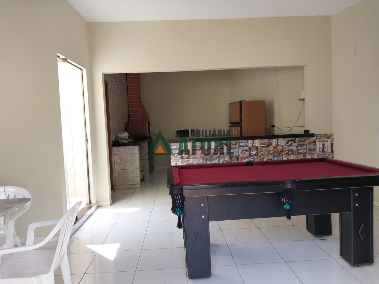 Comercial - CONJUNTO AGUIAS - ARAPONGAS