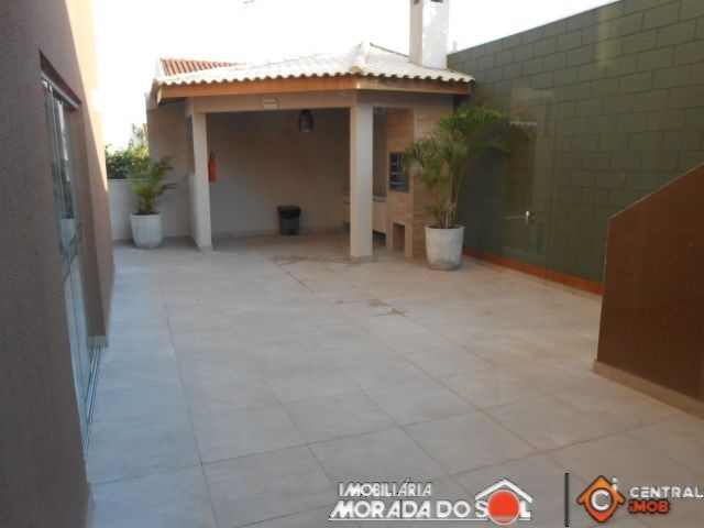 Apartamento para locacao no Vila Bosque em Maringa com 87m² por R$ 2.100,00