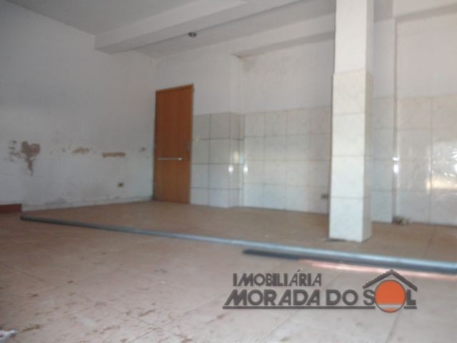 Salão para venda no Conjunto Habitacional Sol Nascente em Maringa com 300m² por R$ 400.000,00