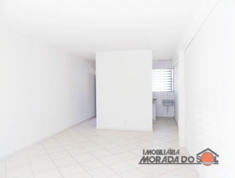 Apartamento para venda no Zona 03 em Maringa com 53,8m² por R$ 210.000,00