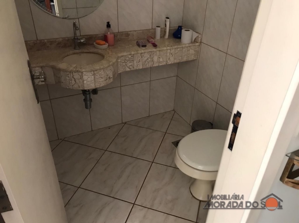 Casa Residencial para venda no Jardim Iguacu em Maringa com 225m² por R$ 900.000,00