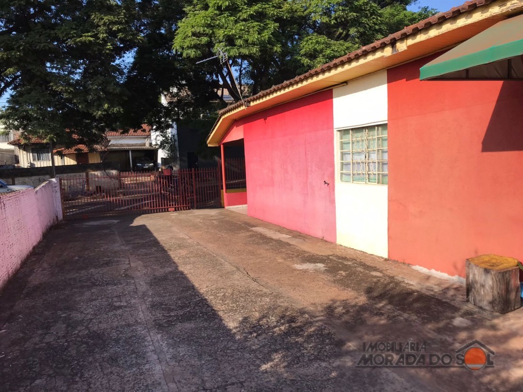 Terreno para venda no Zona 06 em Maringa com 609m² por R$ 550.000,00