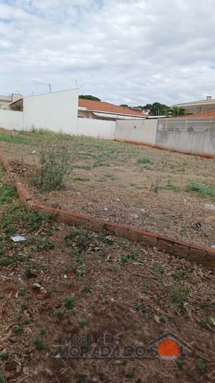 Terreno para venda no Zona 08 em Maringa com 512m² por R$ 2.200.000,00