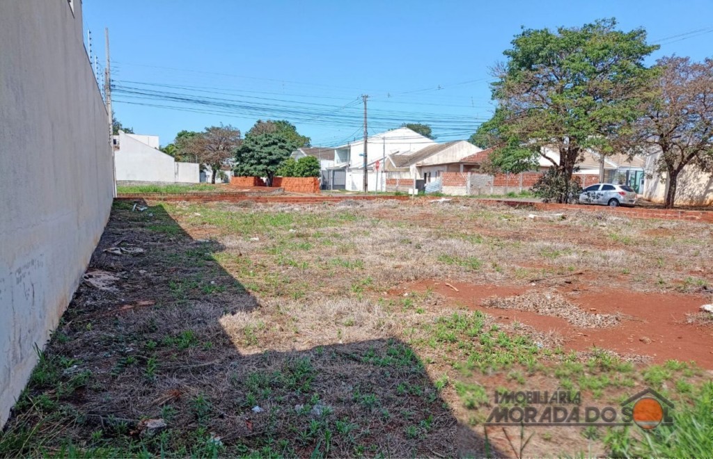 Terreno para venda no Jardim Imperio do Sol em Maringa com 403,65m² por R$ 350.000,00