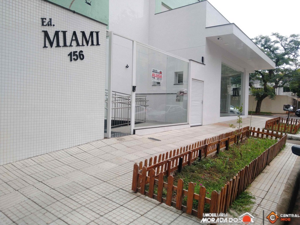 Apartamento para locacao no Zona 07 em Maringa com 55,55m² por R$ 2.200,00