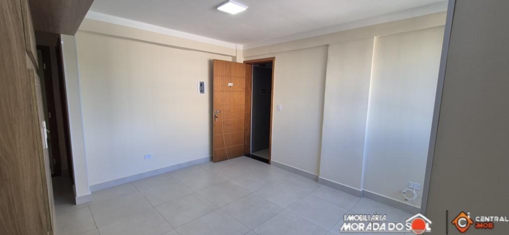 Apartamento para locacao no Zona 07 em Maringa com 55,55m² por R$ 2.200,00