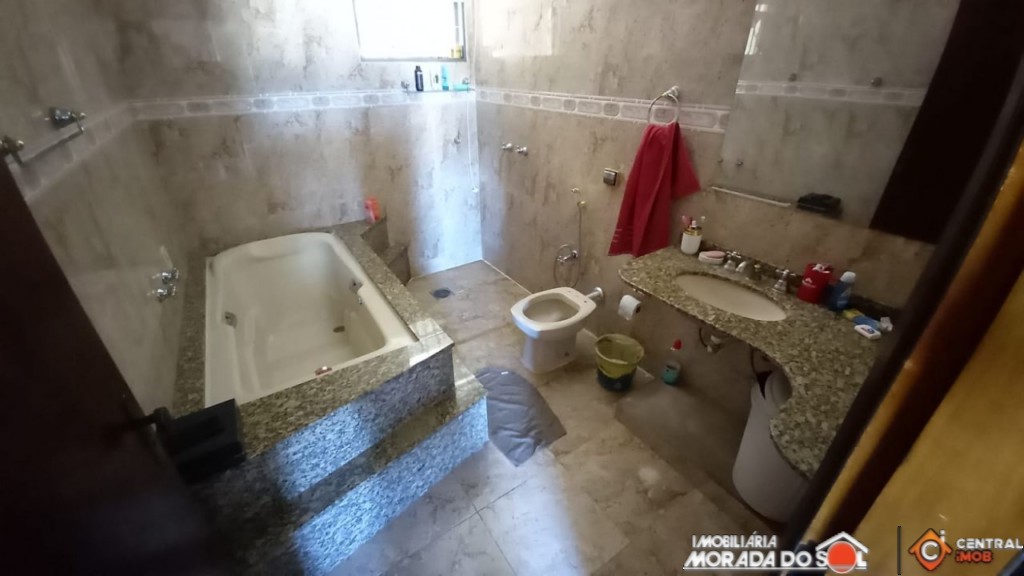 Prédio Comercial para venda no Conjunto Habitacional Lea Leal em Maringa com 312m² por R$ 900.000,00