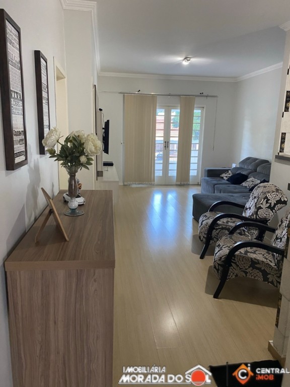 Sobrado para venda no Jardim Sao Francisco em Maringa com 150m² por R$ 550.000,00