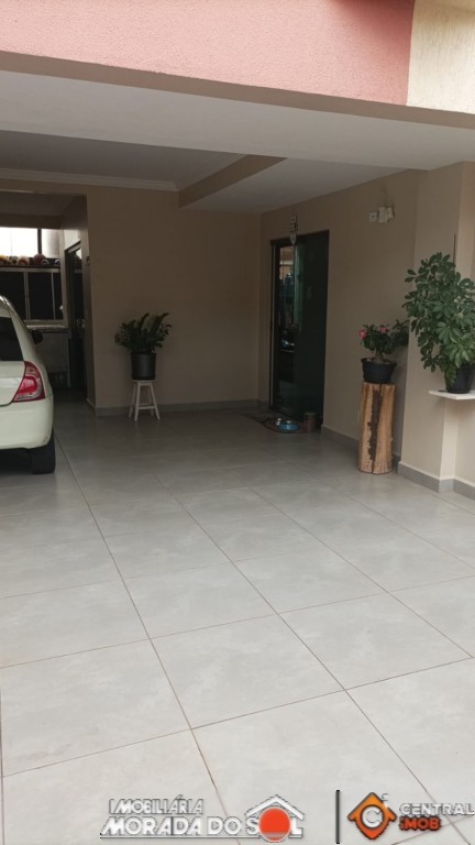 Sobrado para venda no Vila Emilia em Maringa com 153,6m² por R$ 0,00