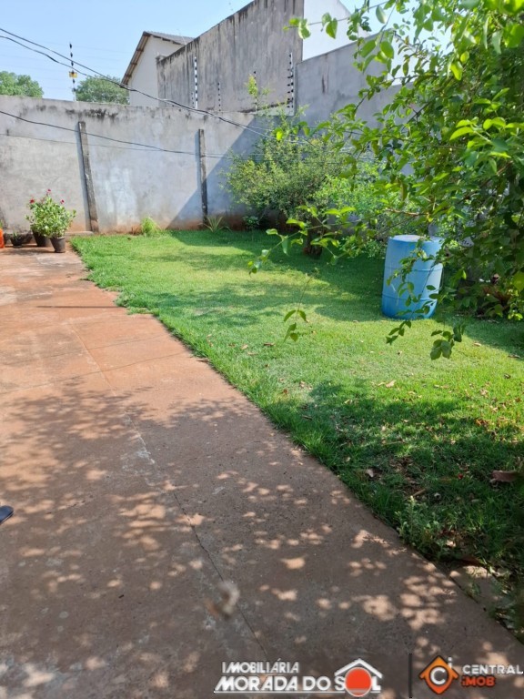 Casa Residencial para venda no Conjunto Habitacional Sanenge III em Maringa com 387,5m² por R$ 310.000,00