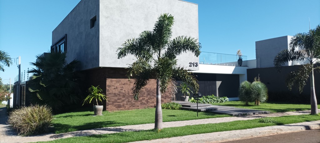 Sobrado para venda no Jardim Munique em Maringa com 365m² por R$ 2.280.000,00