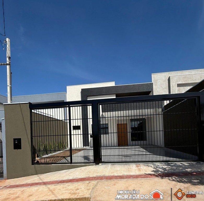 Casa Residencial para venda no Zona 01 em Maringa com 200m² por R$ 450.000,00