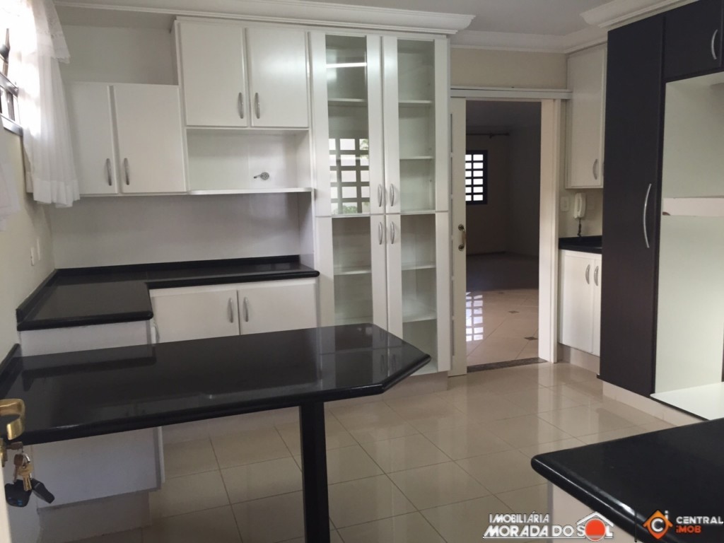 Sobrado para venda no Jardim America em Maringa com 320m² por R$ 1.200.000,00