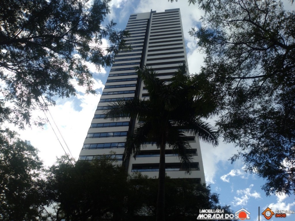 Apartamento para venda no Zona 01 em Maringa com 389,69m² por R$ 2.500.000,00