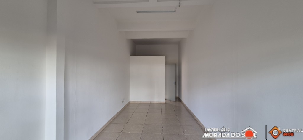 Salão para locacao no Parque Residencial Tuiuti em Maringa com 17m² por R$ 1.200,00