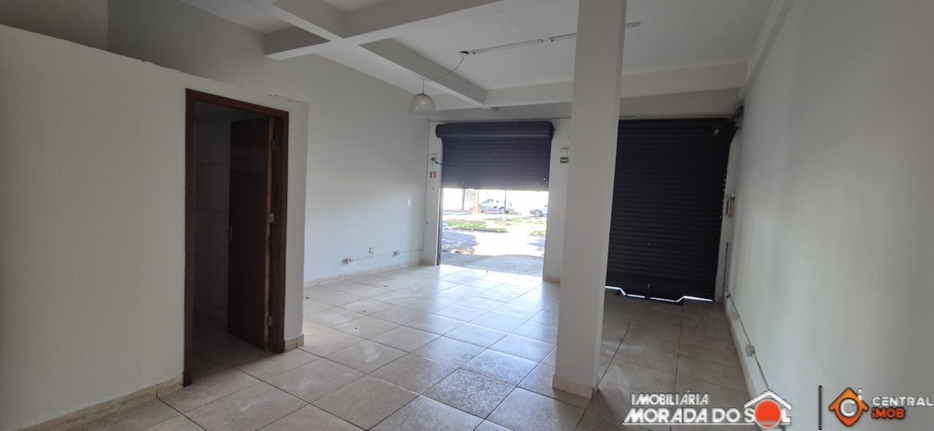 Salão para locacao no Parque Residencial Tuiuti em Maringa com 37m² por R$ 2.400,00
