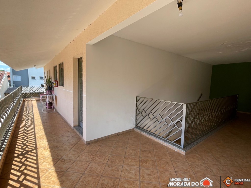 Kitinet para locacao no Zona 07 em Maringa com 35m² por R$ 1.000,00