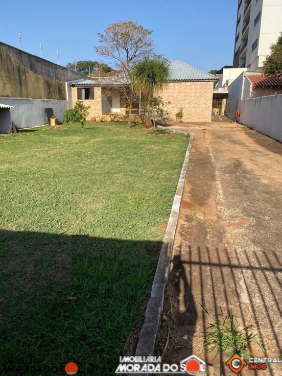 Terreno para venda no Zona 08 em Maringa com 538,06m² por R$ 870.000,00