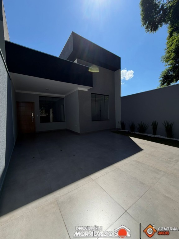 Casa Residencial para venda no Parque Hortencia em Maringa com 150m² por R$ 370.000,00