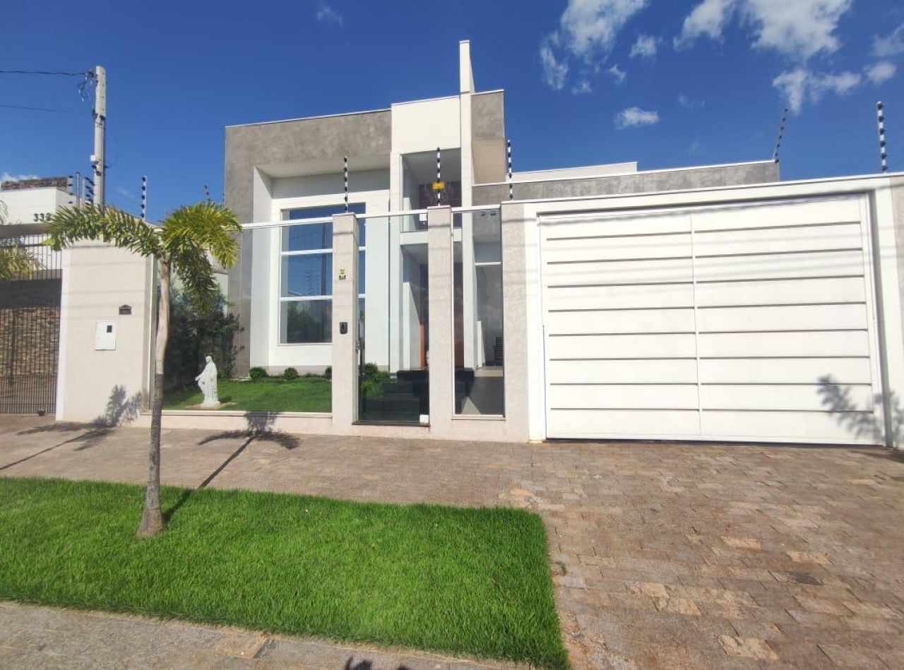 Casa Residencial para venda no Jardim Munique em Maringá com 260m² por R$ 1.800.000,00