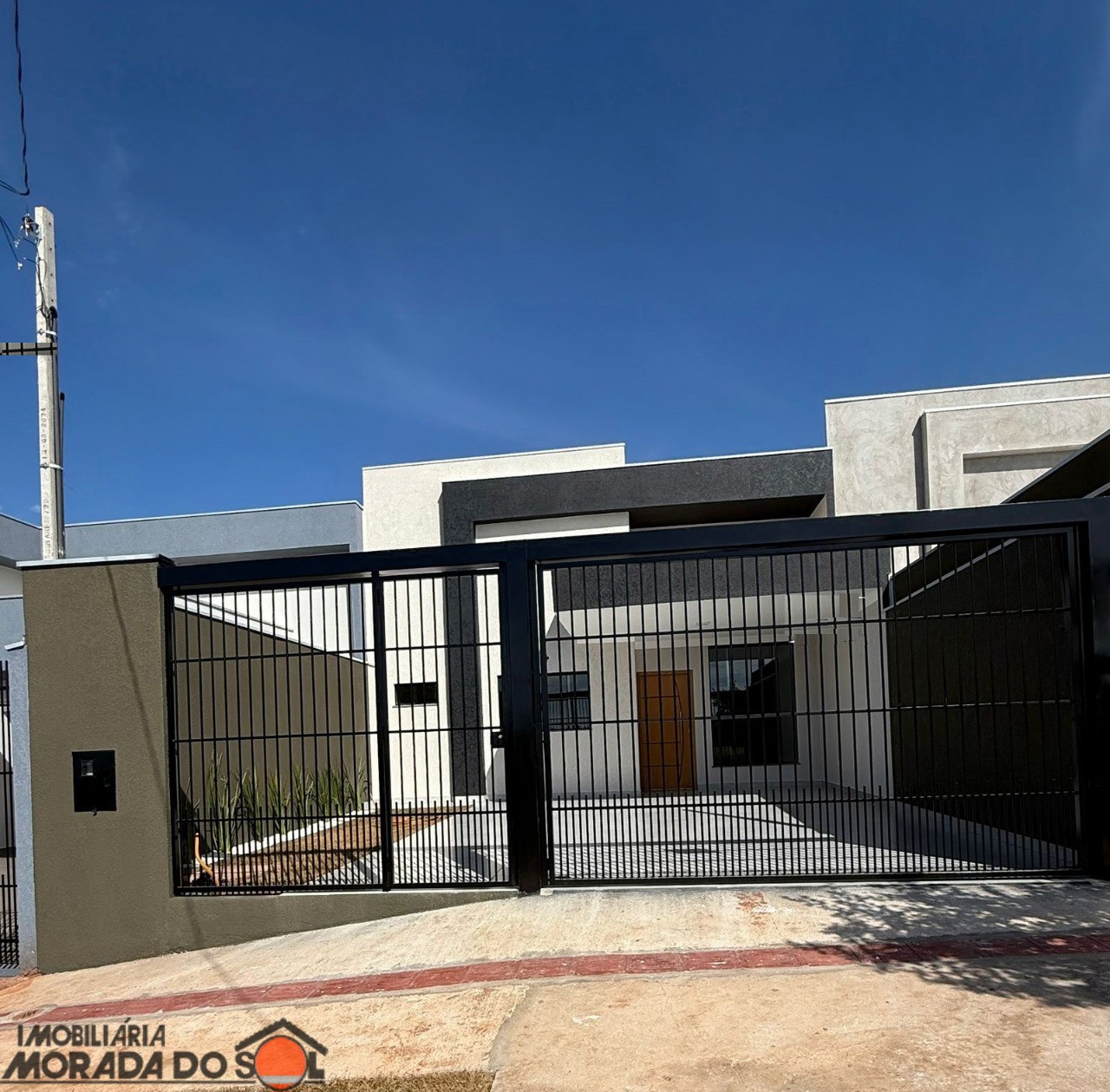 Casa para venda no Jardim Freitas em Maringá com 88m² por R$ 450.000,00