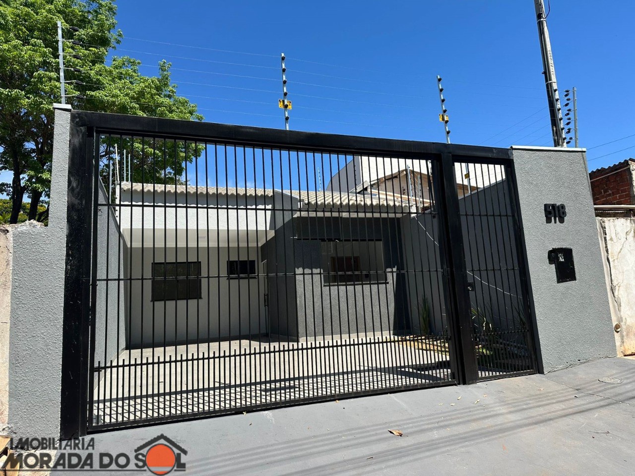 Casa Residencial para venda no Loteamento Madrid em Maringá com 75,62m² por R$ 350.000,00