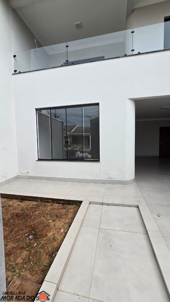 Sobrado para venda no Jardim Imperial em Maringá com 187,5m² por R$ 890.000,00