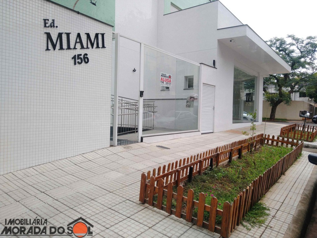 Apartamento para locacao no Zona 07 em Maringá com 55,55m² por R$ 2.200,00
