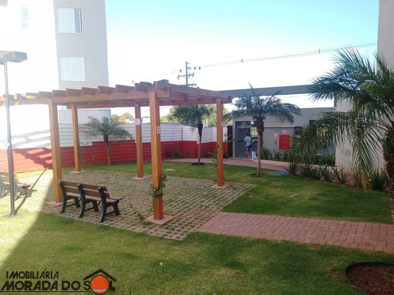 Apartamento para locacao no Jardim Santa Rosa em Maringá com 0m² por R$ 1.950,00