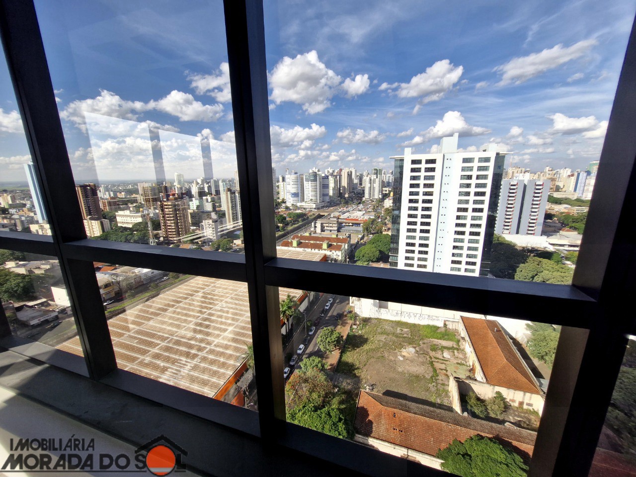 Sala Comercial para locação no bairro Zona Armazém de Maringá - Foto 7