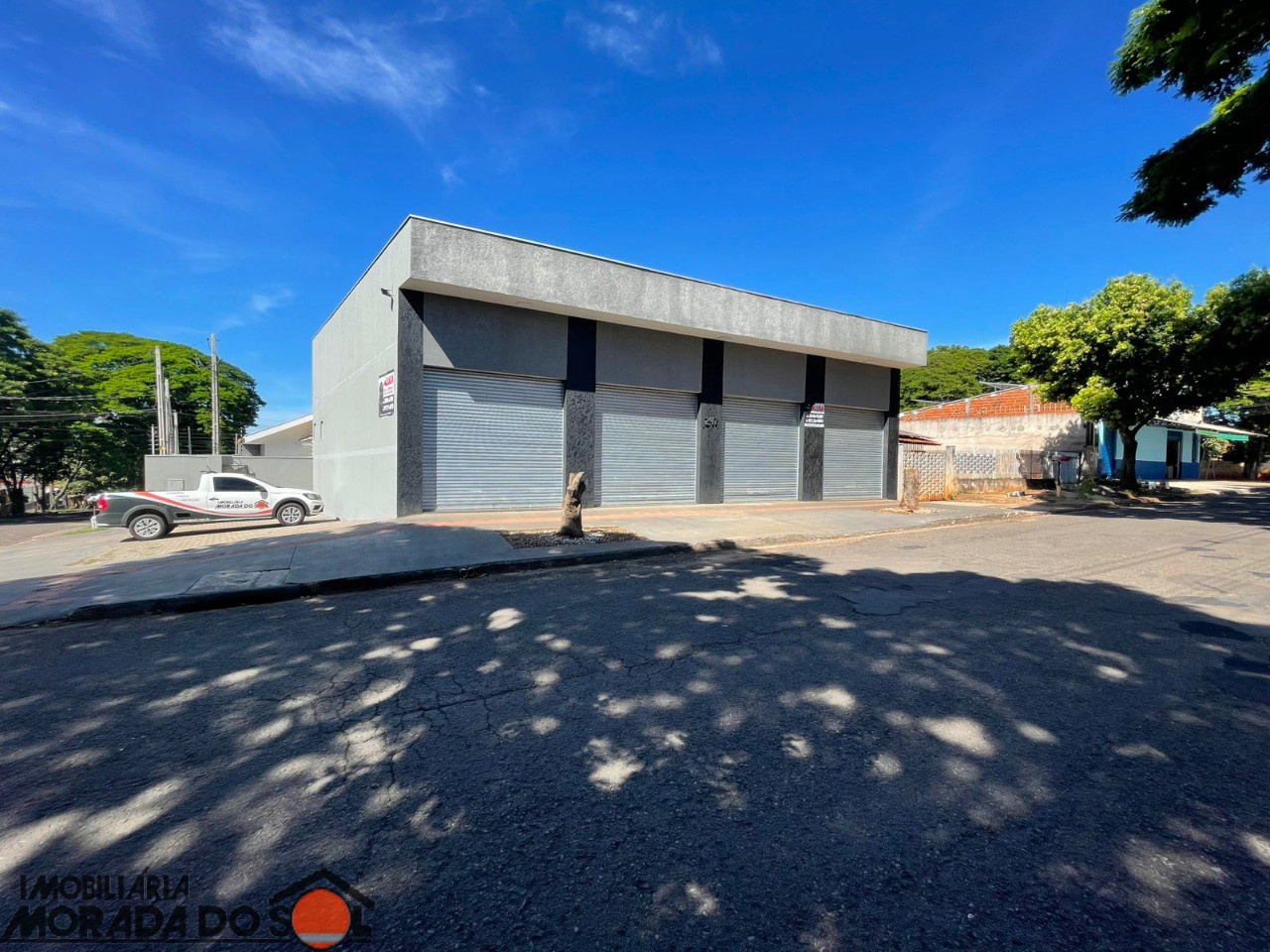 Salão para locacao no Conjunto Habitacional Requião em Maringá com 0m² por R$ 2.500,00