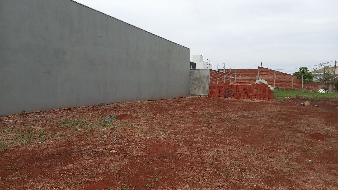 Terreno para venda no Jardim Campo Belo em Maringá com 300m² por R$ 260.000,00