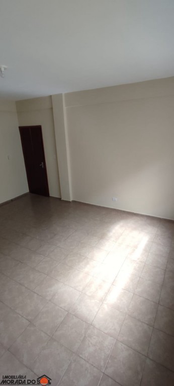 Kitinet para locacao no Centro em Ivaiporã com 50m² por R$ 850,00