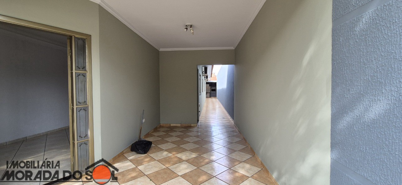 Casa Residencial para locacao no Jardim Paris III em Maringá com 100m² por R$ 2.000,00