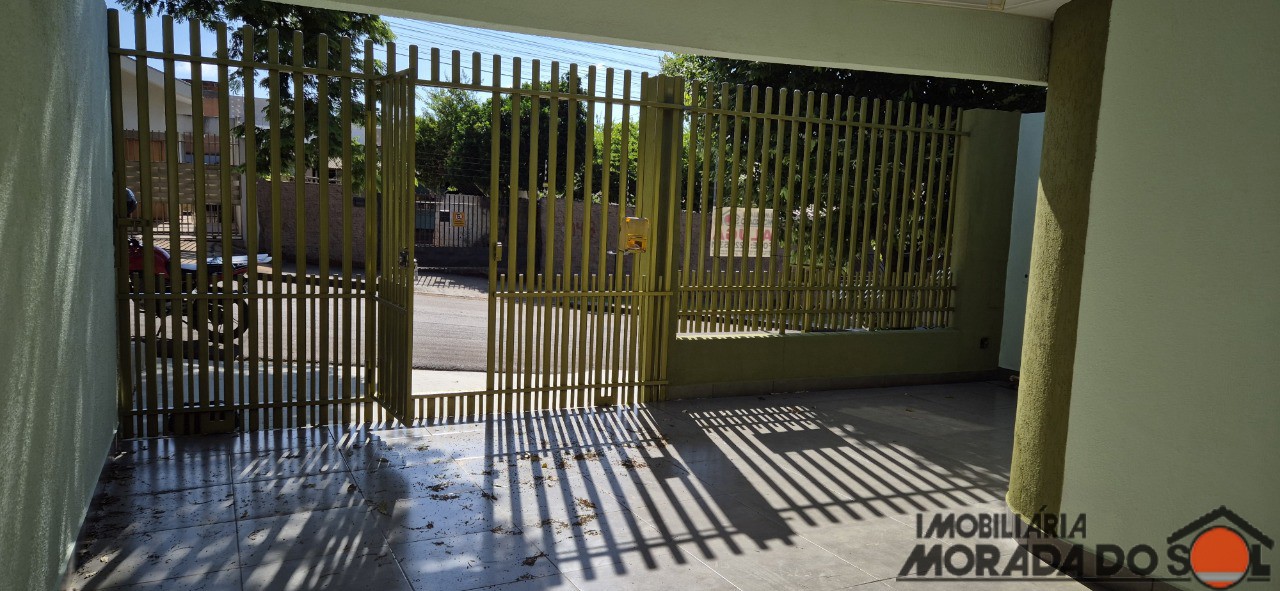 Casa Residencial para locacao no Jardim Bertioga em Maringá com 80m² por R$ 2.000,00