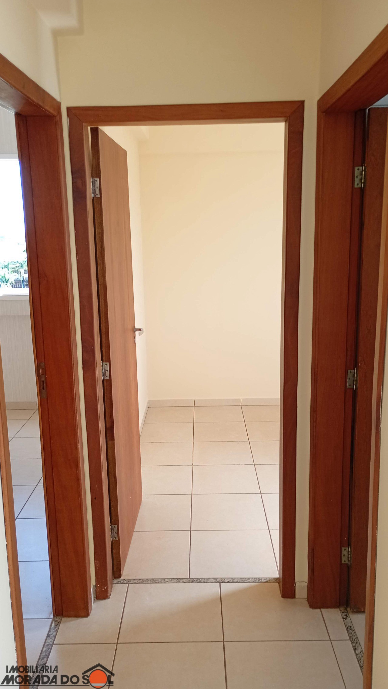 Apartamento para locação no bairro Zona 07 de Maringá - Foto 6