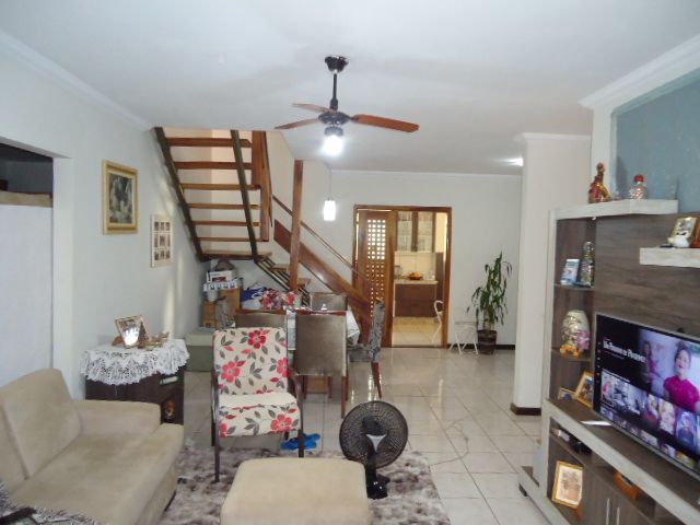 Casa Residencial para venda no bairro Jardim Rebouças de Maringá - Foto 5