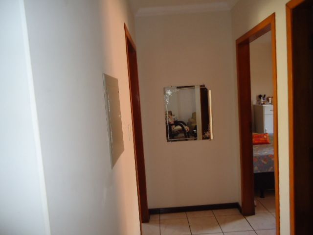 Casa Residencial para venda no bairro Jardim Rebouças de Maringá - Foto 7