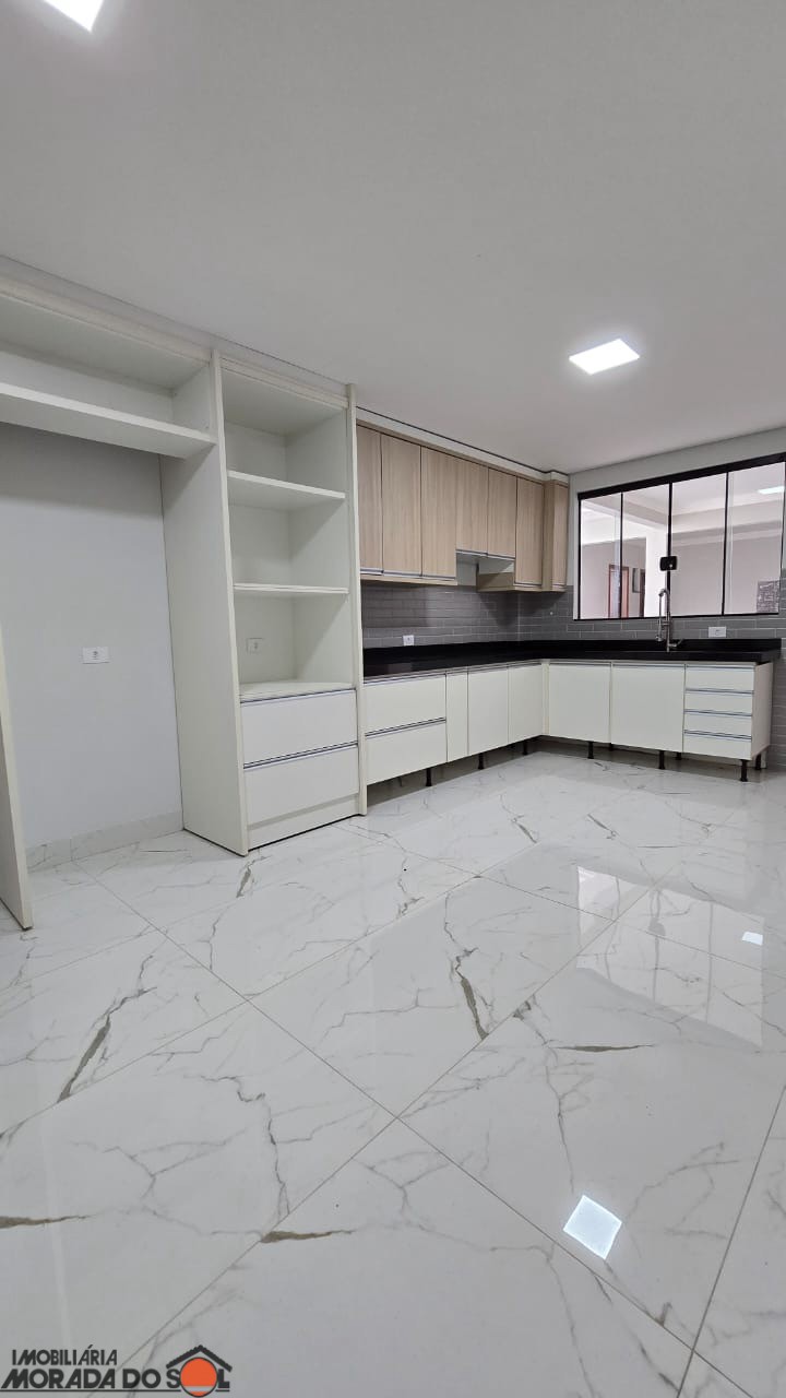 Sobrado para venda no bairro Jardim Imperial de Maringá - Foto 12