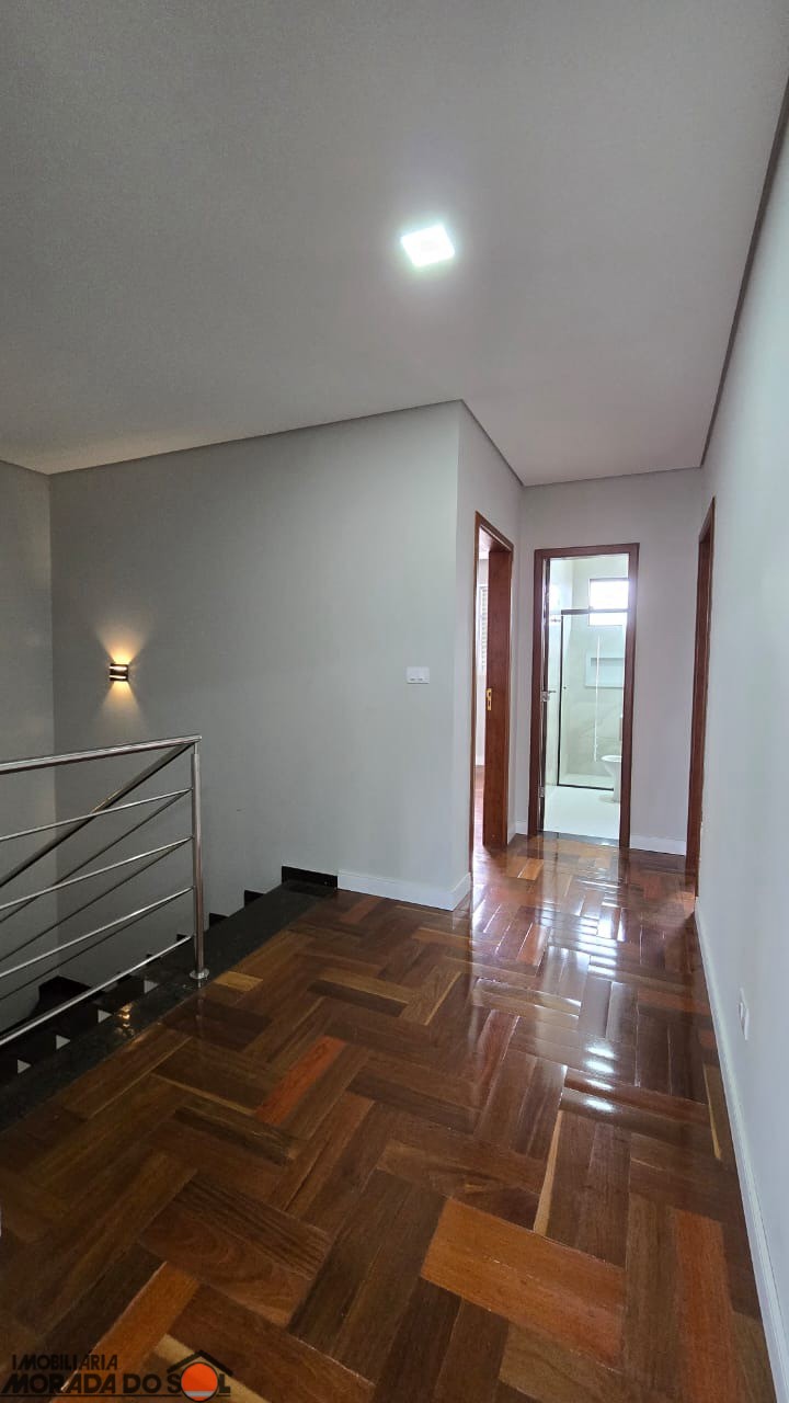 Sobrado para venda no bairro Jardim Imperial de Maringá - Foto 18