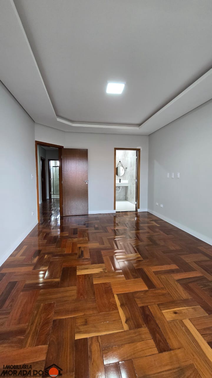 Sobrado para venda no bairro Jardim Imperial de Maringá - Foto 21