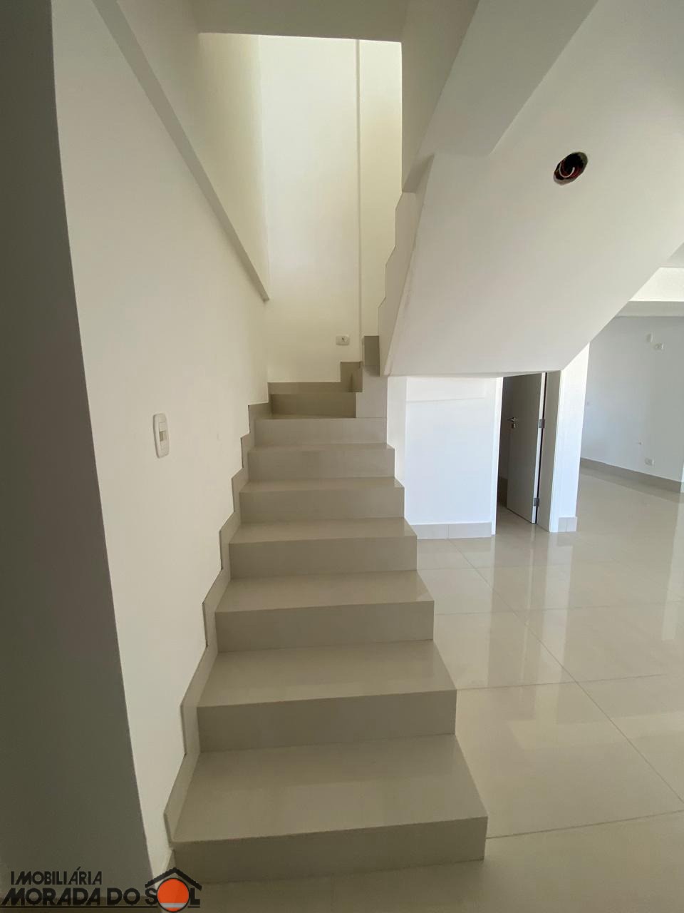 Apartamento Duplex para venda no bairro Zona 07 de Maringá - Foto 14