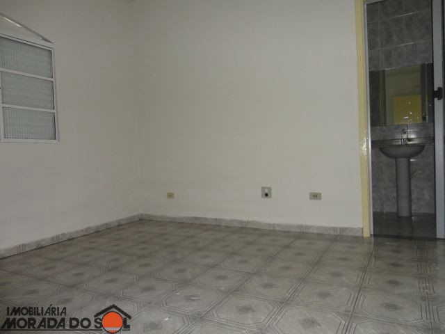 Casa Residencial para venda no bairro Jardim Copacabana de Maringá - Foto 6