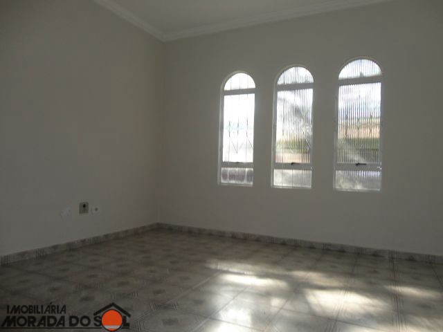 Casa Residencial para venda no bairro Jardim Copacabana de Maringá - Foto 13